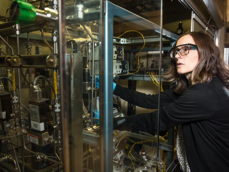 PNNL researchers use catalytic fixed bed reactors to convert biomass into fuel in a single-step chemical conversion. The invention is available for licensing.  (Photo by Andrea Starr | Pacific Northwest National Laboratory)